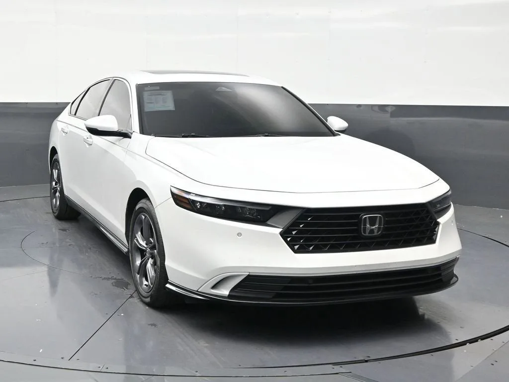 2025 Honda Accord Hybrid EX-L photo 7