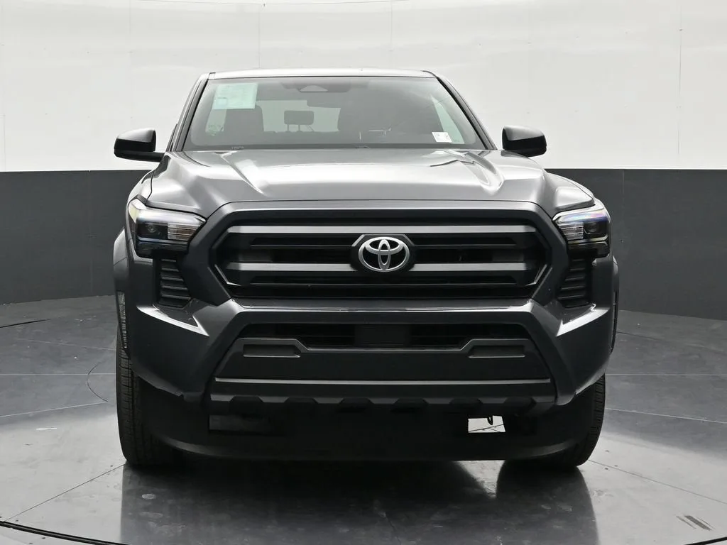 2025 Toyota Tacoma SR photo 8