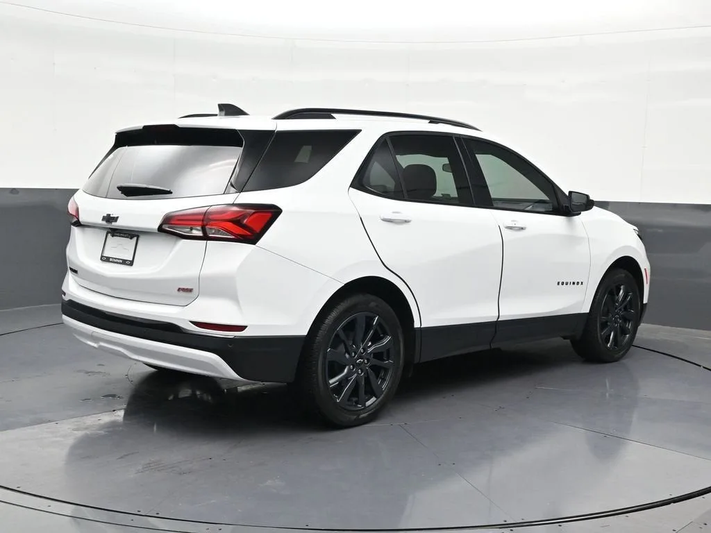 2024 Chevrolet Equinox RS photo 5