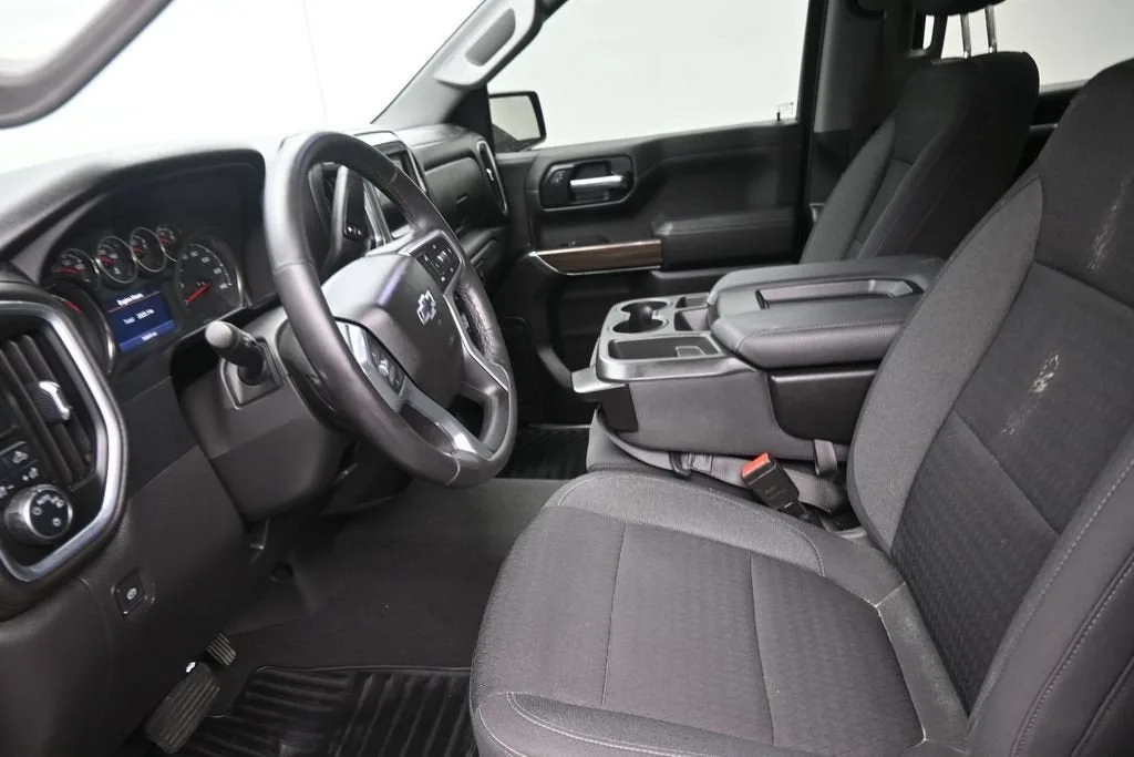 2022 Chevrolet Silverado 1500 LTD RST photo 12