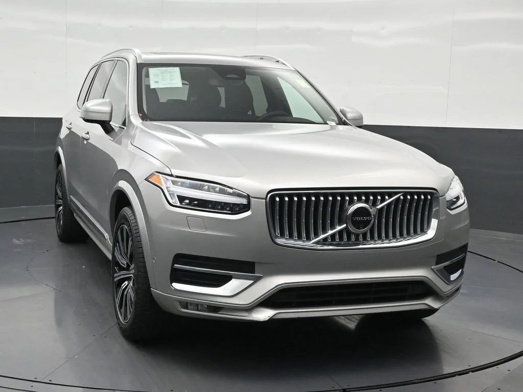 2024 Volvo XC90 B6 Plus Bright Theme 7-Seater photo 8