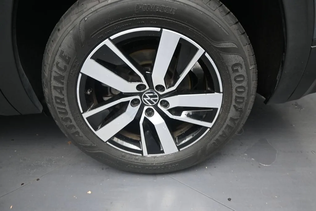 2022 Volkswagen Atlas 2.0T SE photo 9
