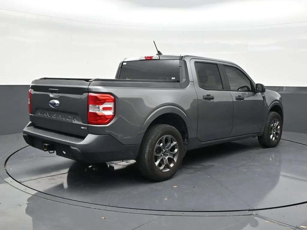 2022 Ford Maverick XLT photo 5