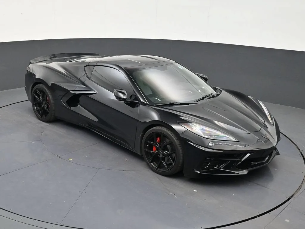 2021 Chevrolet Corvette Stingray 2LT photo 12