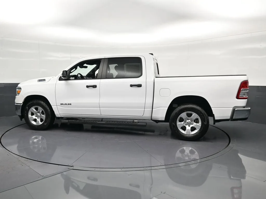 2024 RAM 1500 Big Horn/Lone Star photo 8