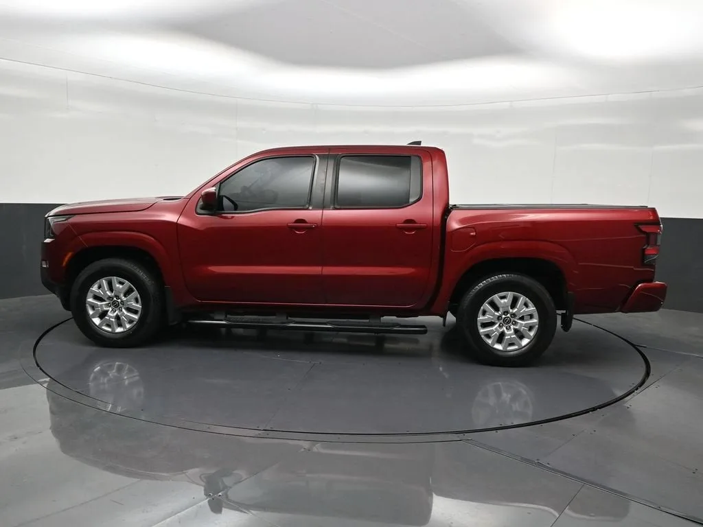 2023 Nissan Frontier Crew Cab SV 4x2 photo 2