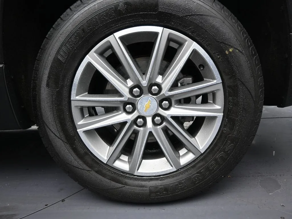 2024 Chevrolet Traverse Limited LT Cloth photo 10