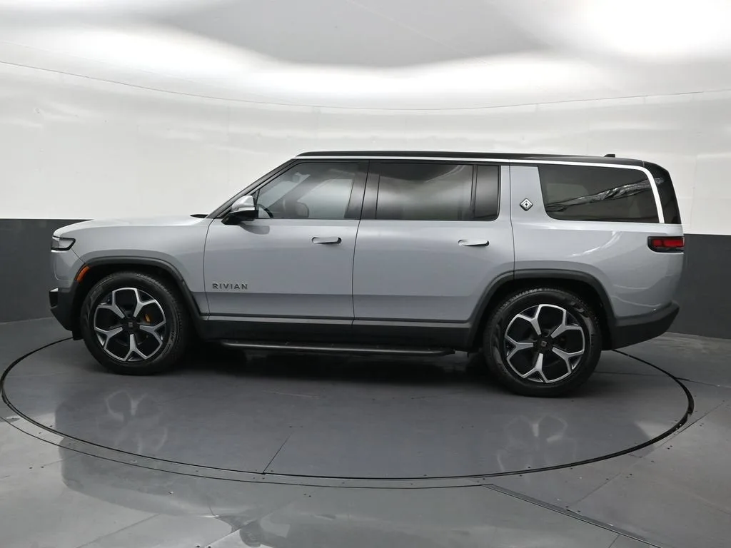2023 RIVIAN R1S Launch Edition photo 2