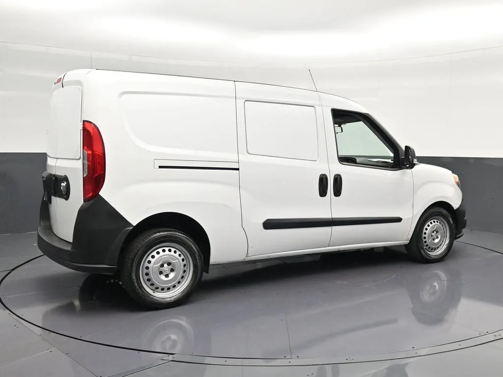 2020 RAM ProMaster City Tradesman photo 3