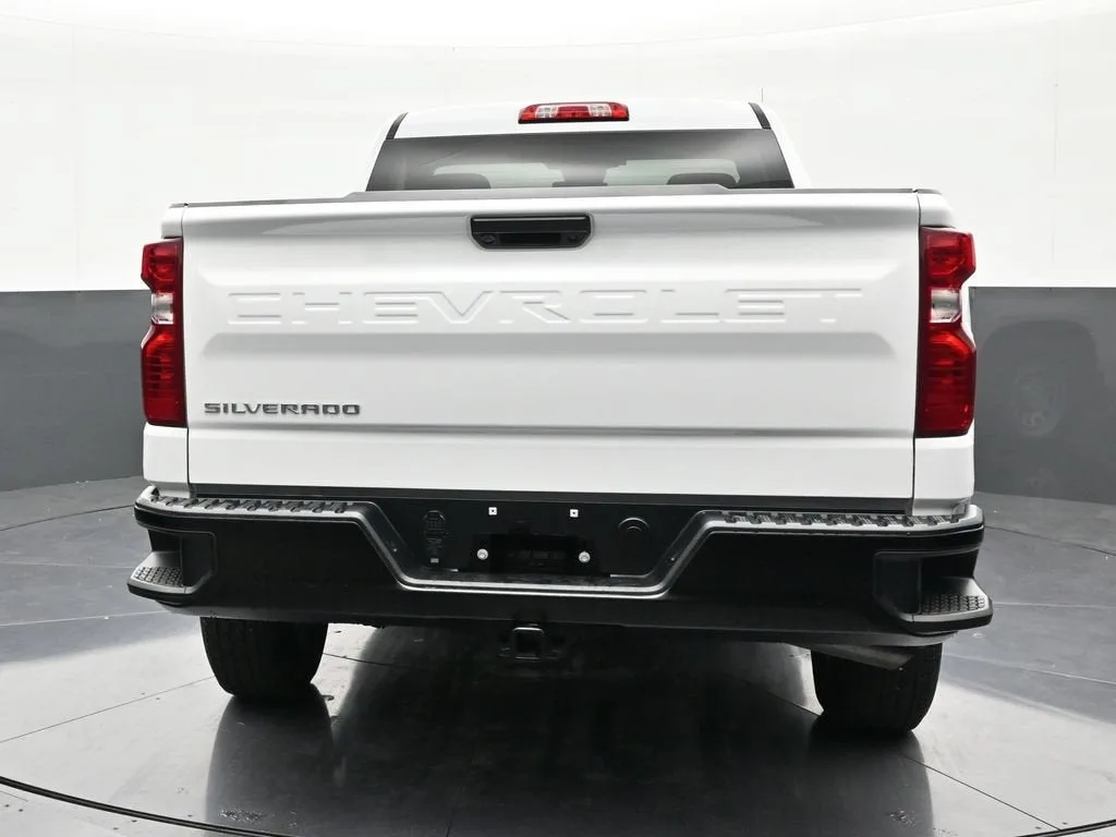 2026 Chevrolet Silverado 1500 WT photo 4