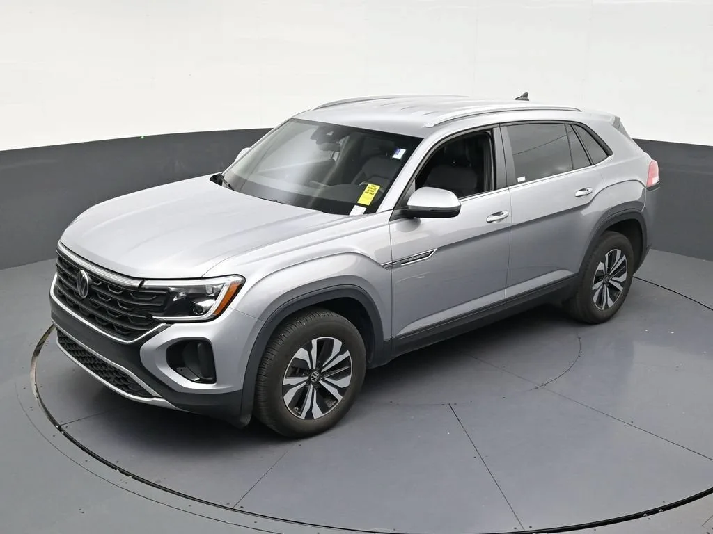 2024 Volkswagen Atlas Cross Sport 2.0T SE photo 12