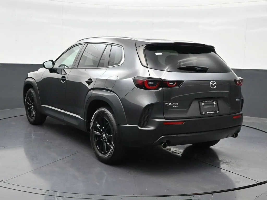 2024 Mazda CX-50 2.5 S Select photo 3