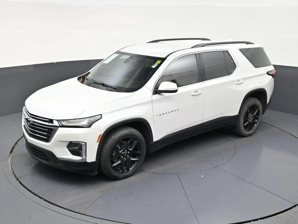 2022 Chevrolet Traverse LT Cloth photo 12