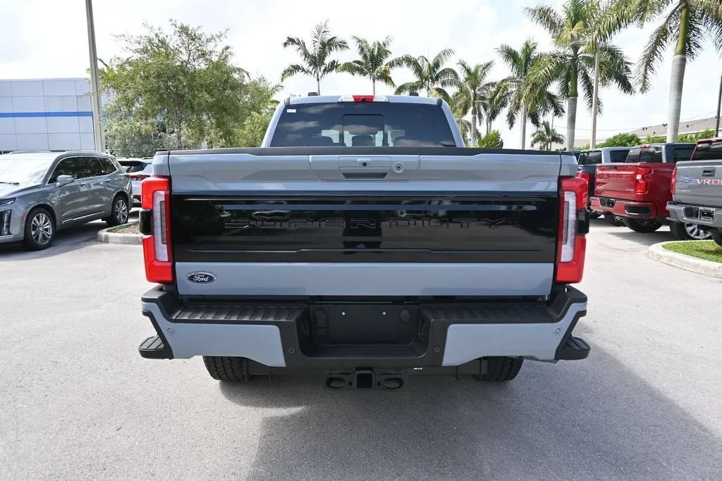 2026 Ford F-350 Platinum photo 10