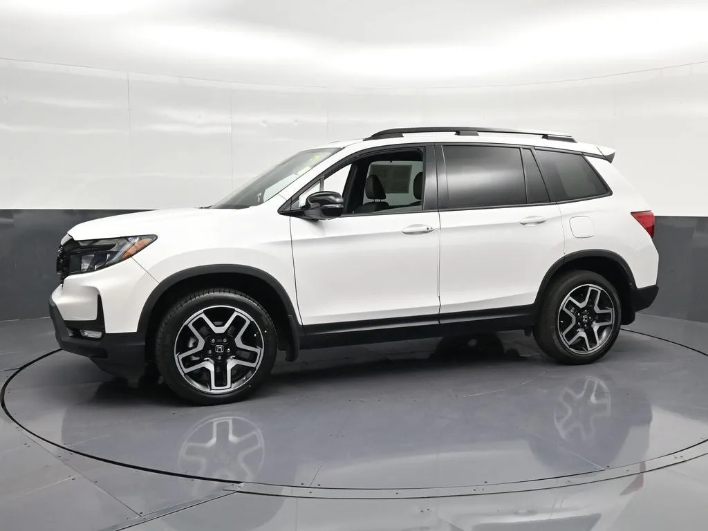 2023 Honda Passport Elite photo 7