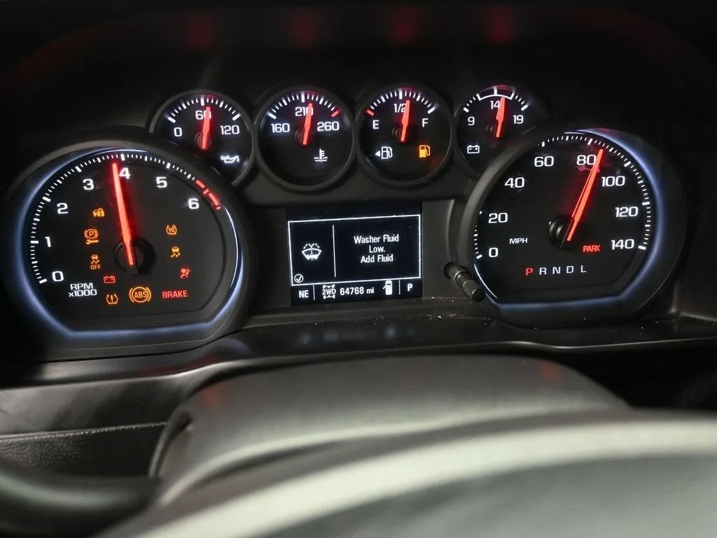 2021 Chevrolet Silverado 2500 HD Custom photo 10