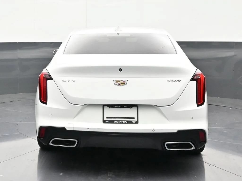 2023 Cadillac CT4 Luxury photo 4