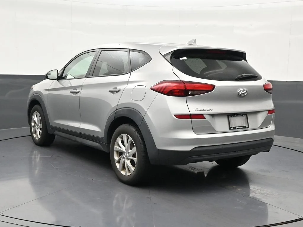 2021 Hyundai Tucson SE photo 3