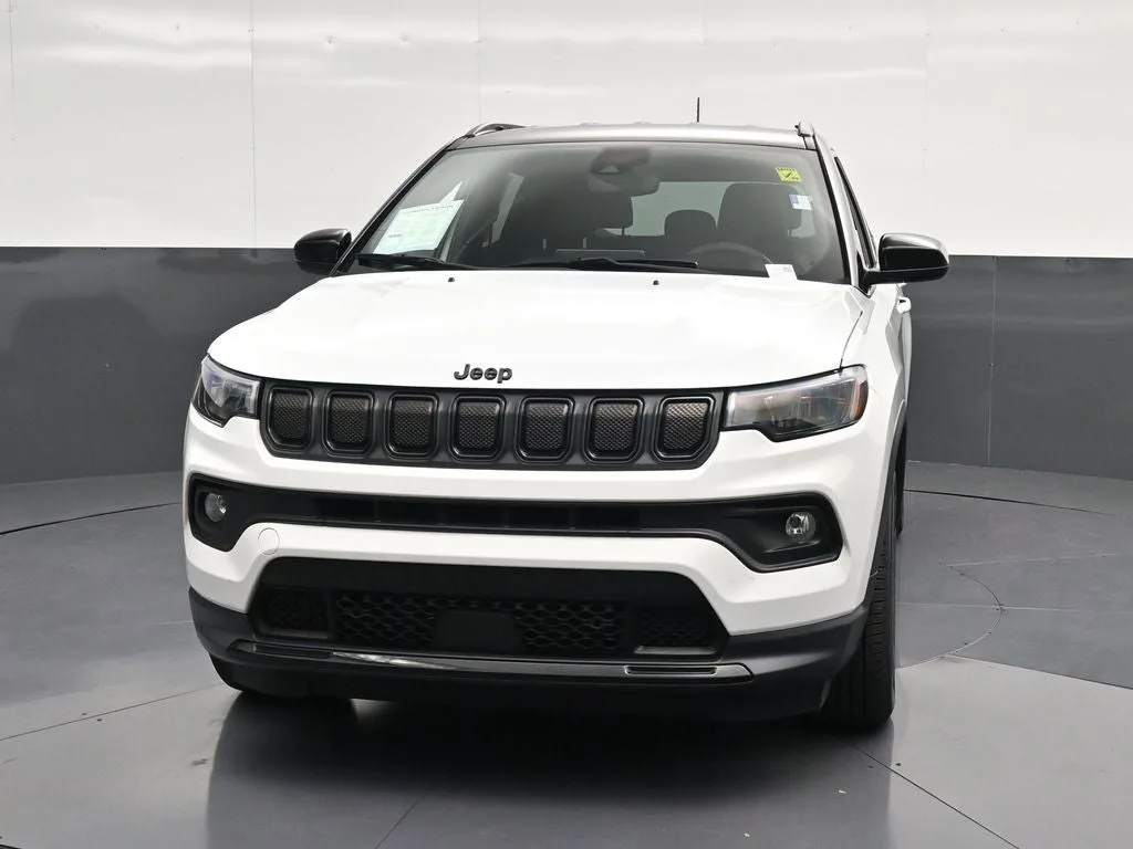 2022 Jeep Compass Latitude photo 6