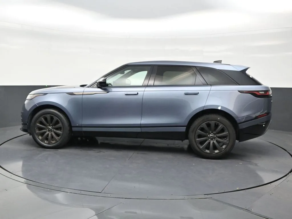 2021 Land Rover Range Rover Velar R-Dynamic S photo 2