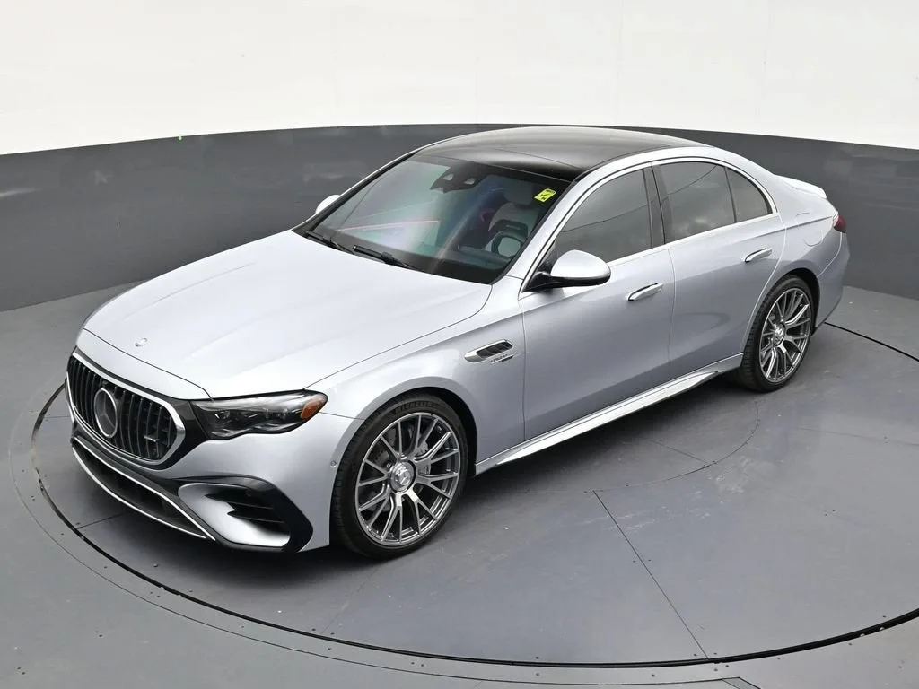 2026 Mercedes-Benz AMG® E 53 E AMG® E 53 E photo 12