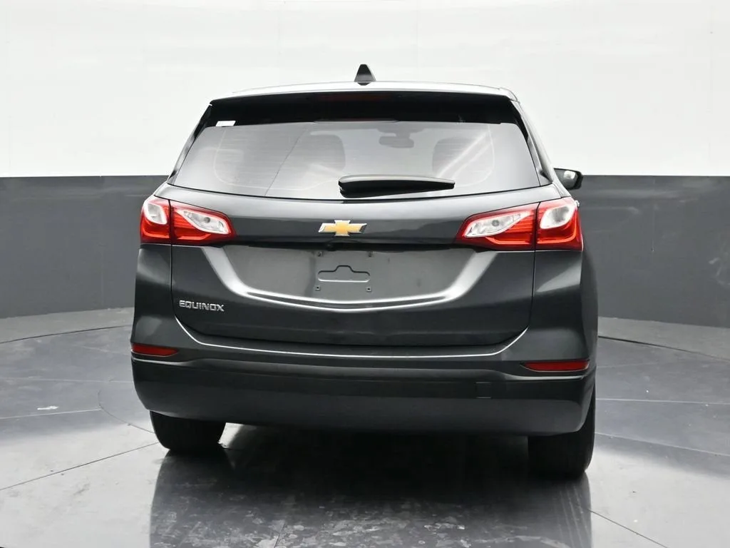 2019 Chevrolet Equinox LS photo 4