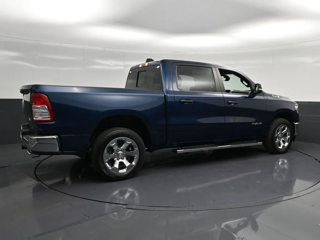 2022 RAM 1500 Big Horn/Lone Star photo 3