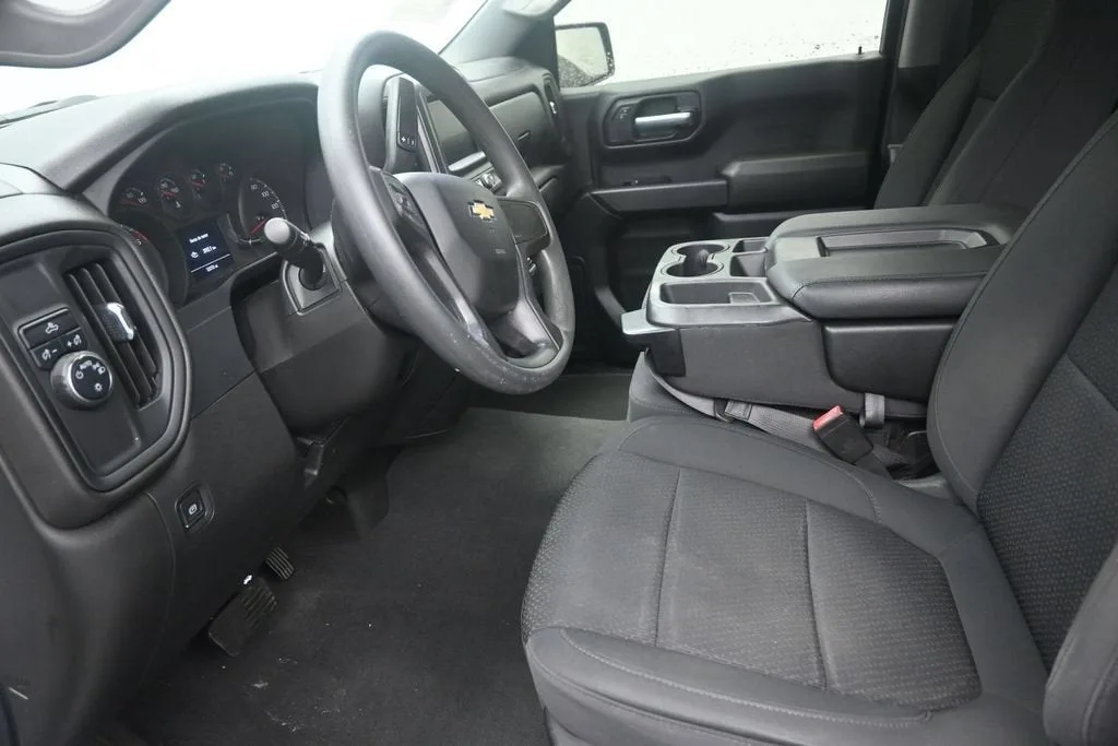 2021 Chevrolet Silverado 1500 Custom photo 12