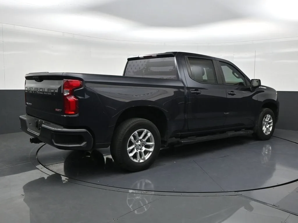 2024 Chevrolet Silverado 1500 RST photo 5