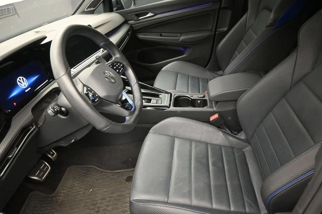 2024 Volkswagen Golf R 2.0T photo 11
