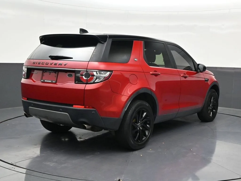2018 Land Rover Discovery Sport SE photo 7