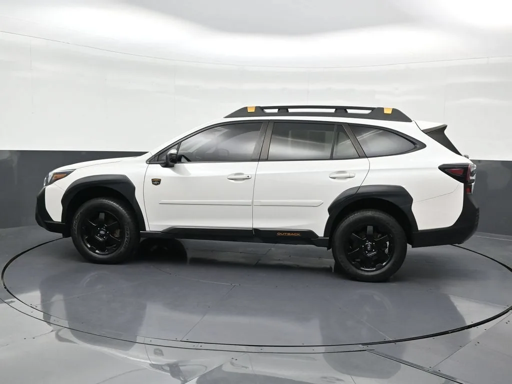 2022 Subaru Outback Wilderness photo 4