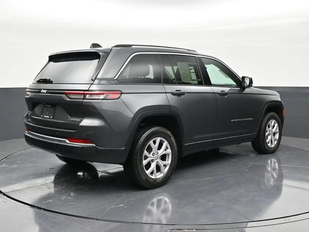 2022 Jeep Grand Cherokee Limited 4x4 photo 5