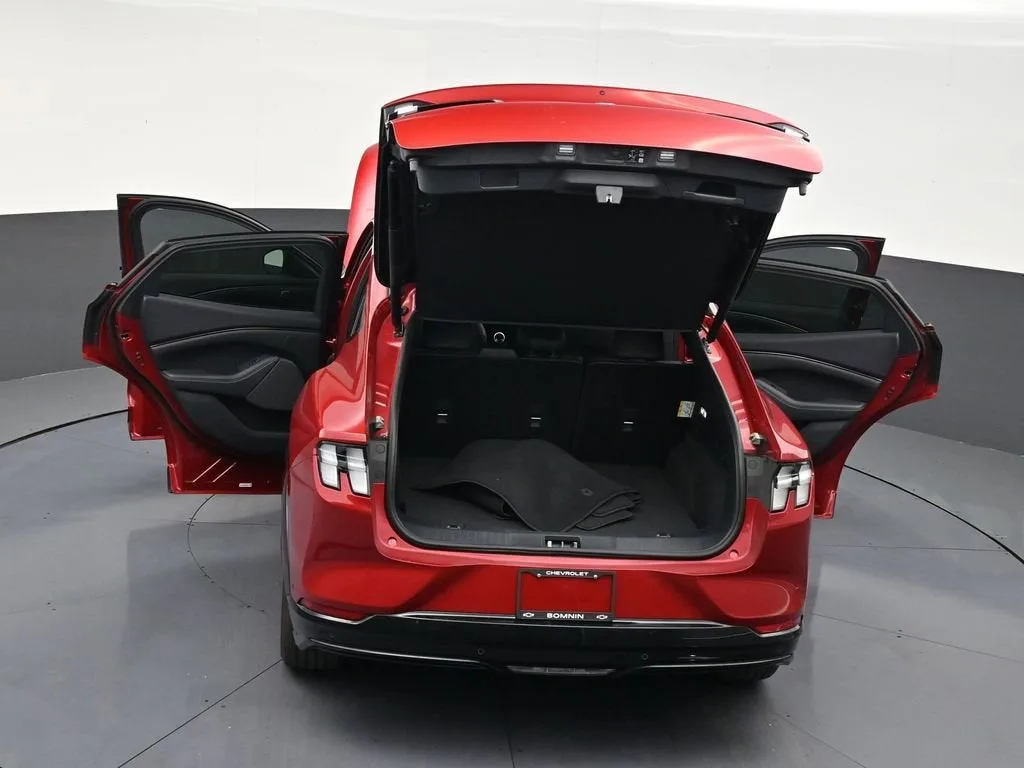 2024 Ford Mustang Mach-E Premium photo 31