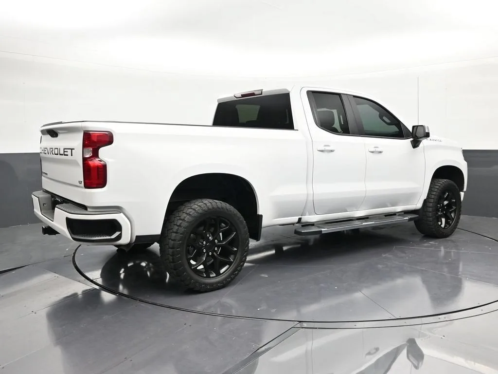 2019 Chevrolet Silverado 1500 LT photo 5