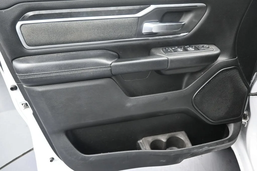 2019 RAM 1500 Big Horn/Lone Star Crew Cab 4x2 5'7" Box photo 11