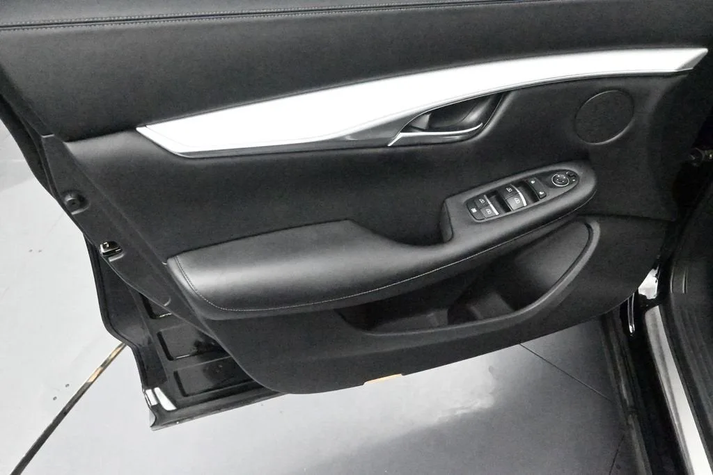 2020 INFINITI QX50 ESSENTIAL photo 10