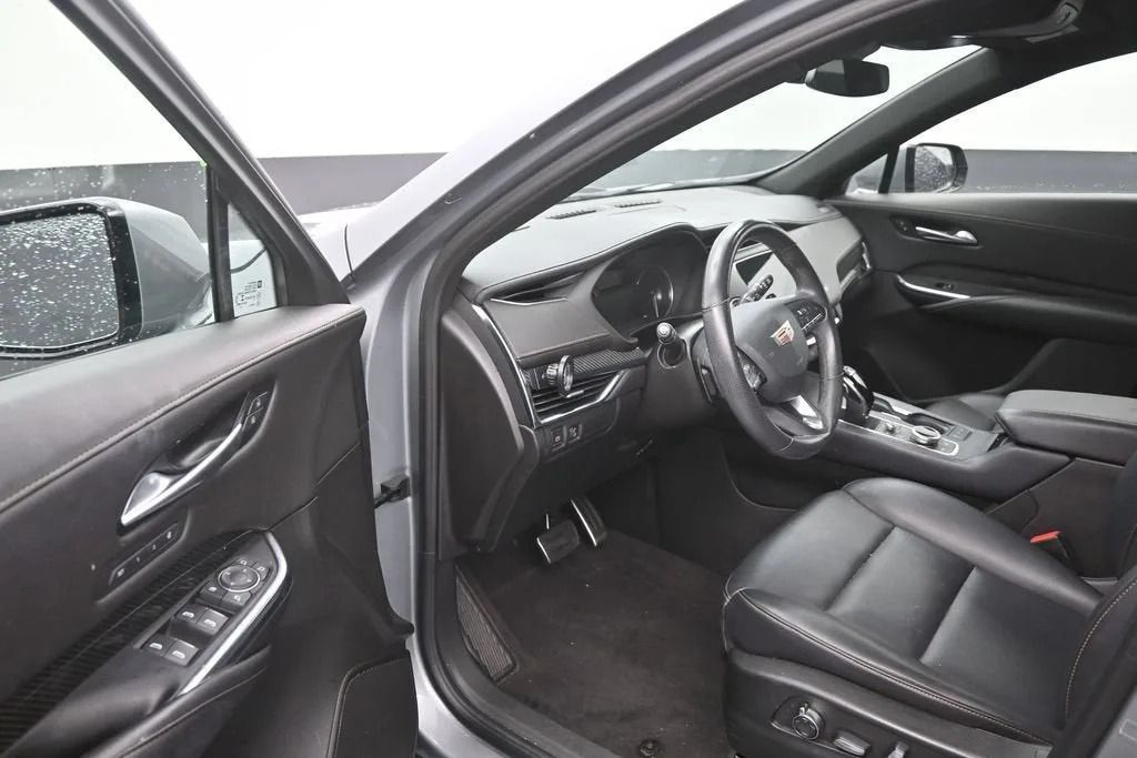 2023 Cadillac XT4 Sport photo 11
