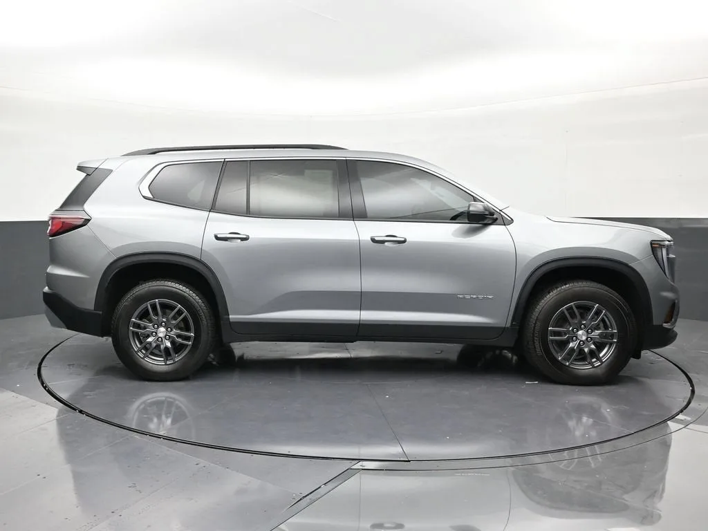 2026 GMC Acadia Elevation photo 6