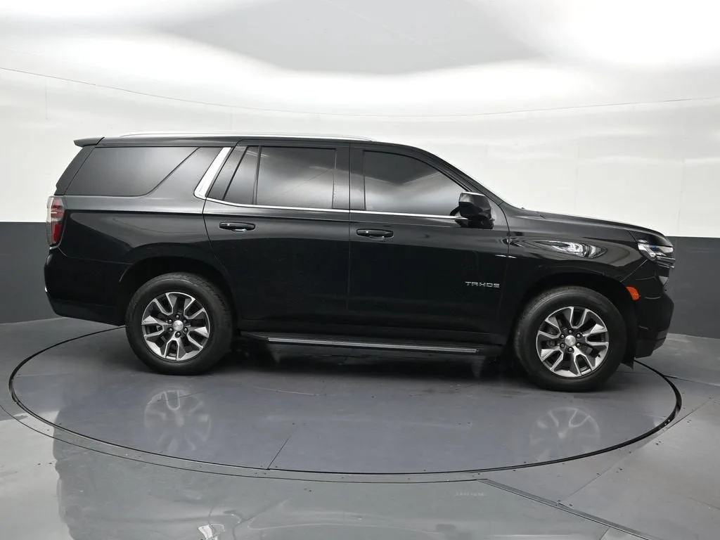 2022 Chevrolet Tahoe LT photo 7