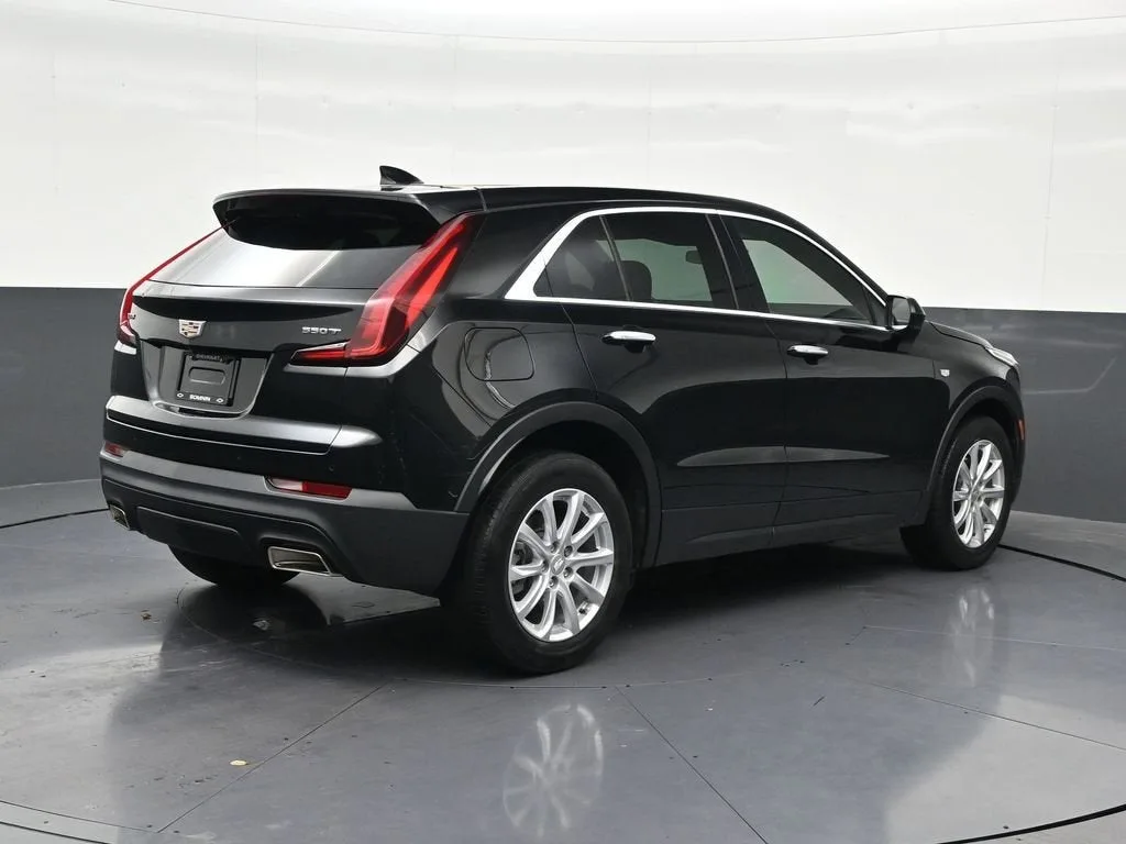 2023 Cadillac XT4 Luxury photo 5