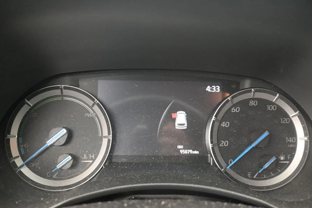 2021 Toyota Highlander Hybrid XLE photo 11