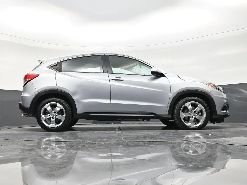 2019 Honda HR-V LX photo 26