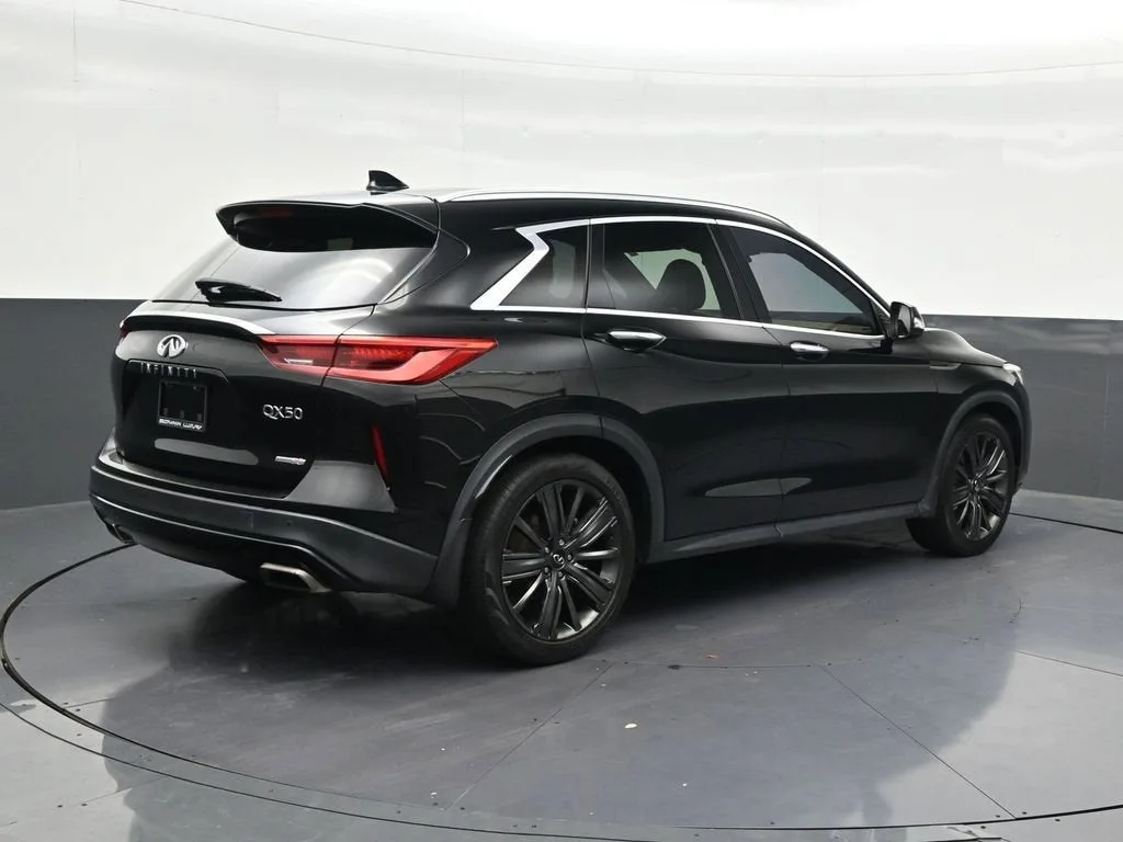 2020 INFINITI QX50 ESSENTIAL photo 5