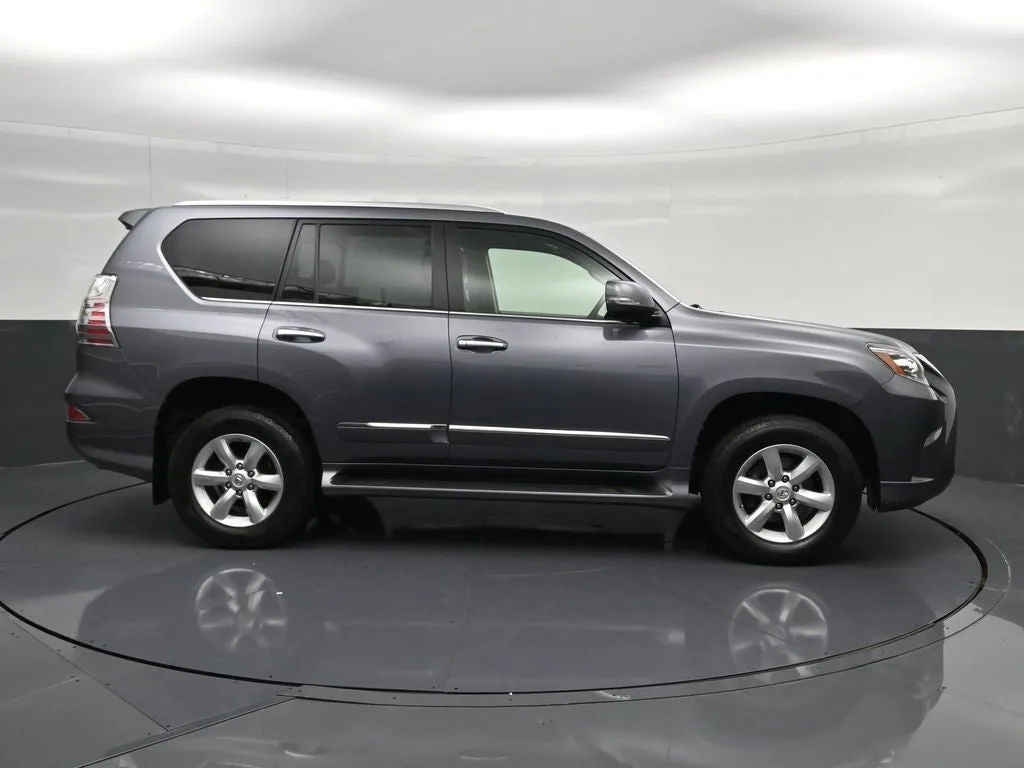2019 Lexus GX 460 photo 4