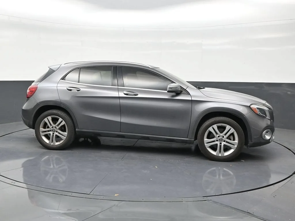 2018 Mercedes-Benz GLA GLA 250 photo 6