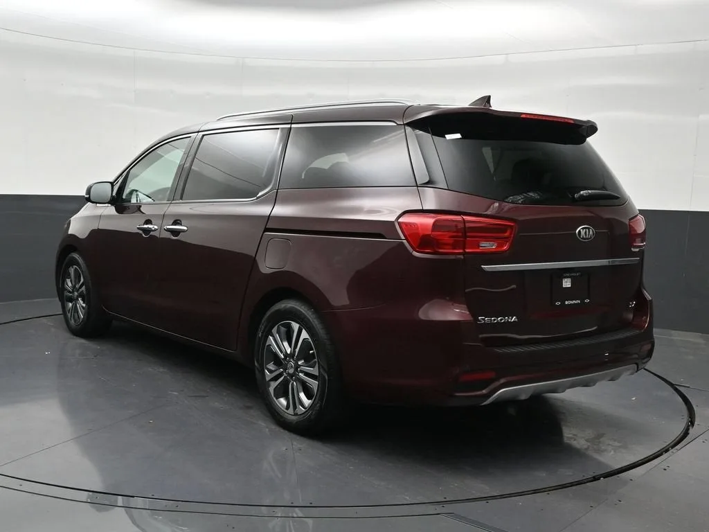 2020 Kia Sedona SX photo 3