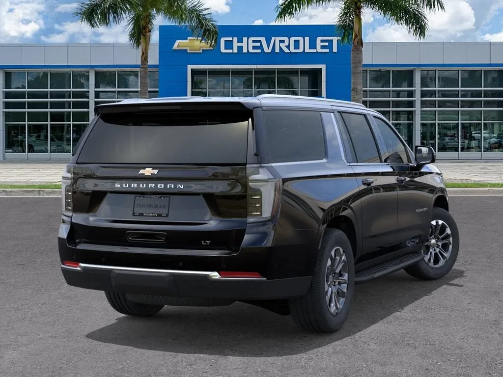 2026 Chevrolet Suburban LT photo 5