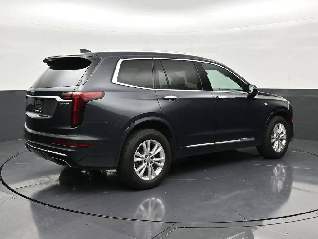 2022 Cadillac XT6 Luxury photo 5