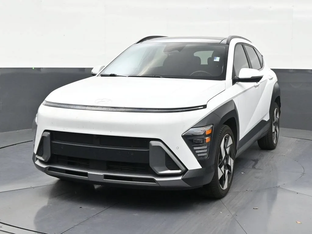 2024 Hyundai Kona Limited photo 8